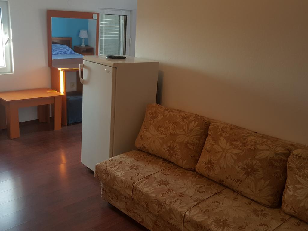 Buljarica Bay Apartments Petrovac 外观 照片