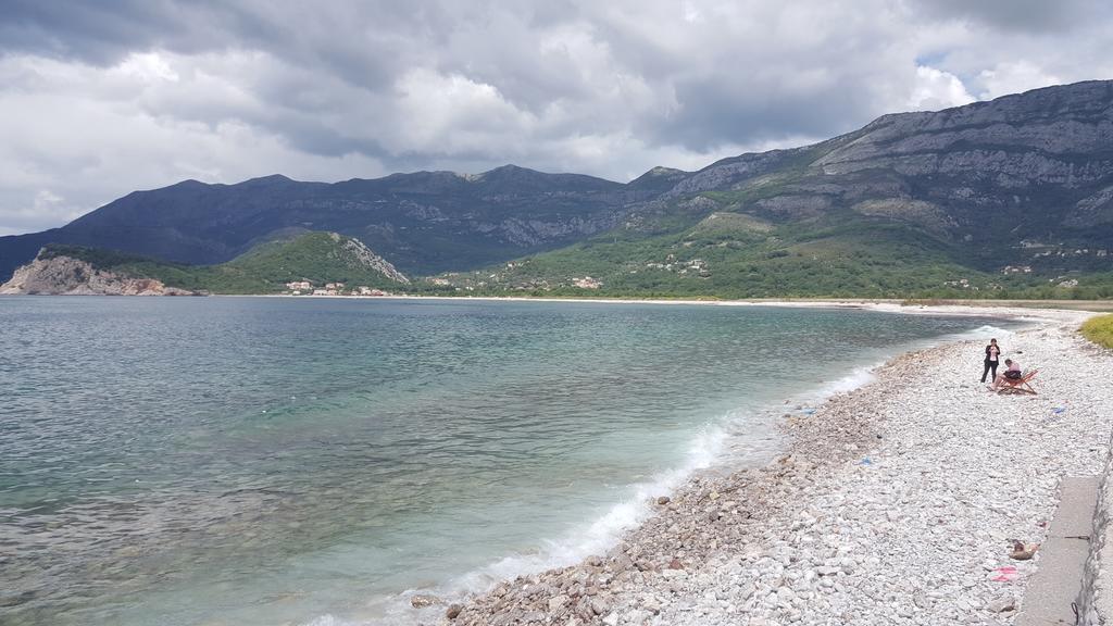 Buljarica Bay Apartments Petrovac 外观 照片