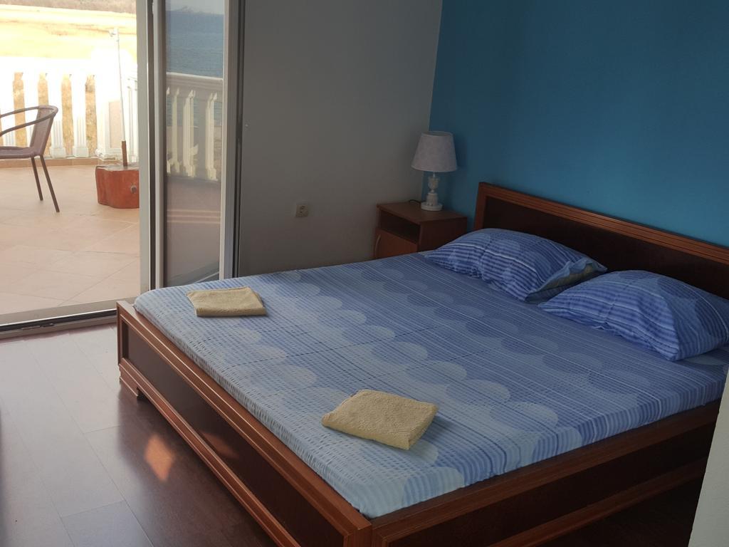 Buljarica Bay Apartments Petrovac 外观 照片